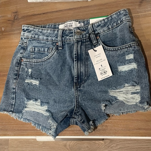 Charlotte Russe Shorts - Picture 4 of 4